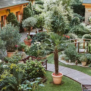 Aparthotel The Gate Garden