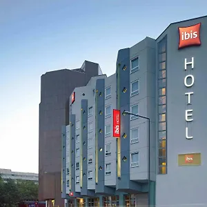 ** Otel Ibis Centrum Almanya